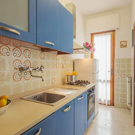 Apartment Botticelli By Interhome *